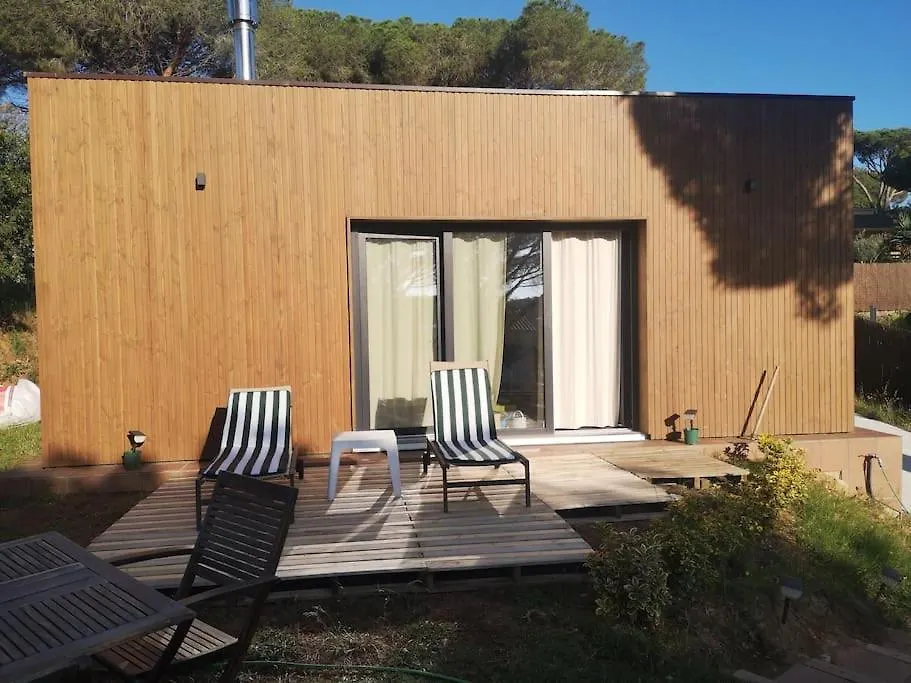 Casa Bioclimatica Y Ecologica De Madera. Villa Calonge  Calonge (Catalonia)