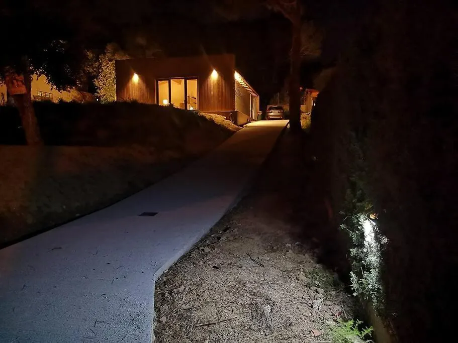 Casa Bioclimatica Y Ecologica De Madera. Villa Calonge  Vakantiehuis